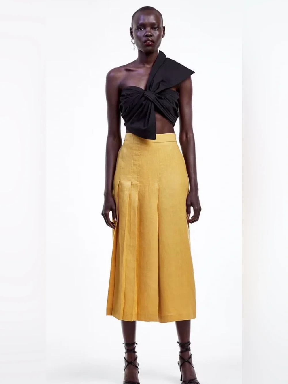 Zara 100% Linen Yellow Pleated Culottes Wide Leg , Small